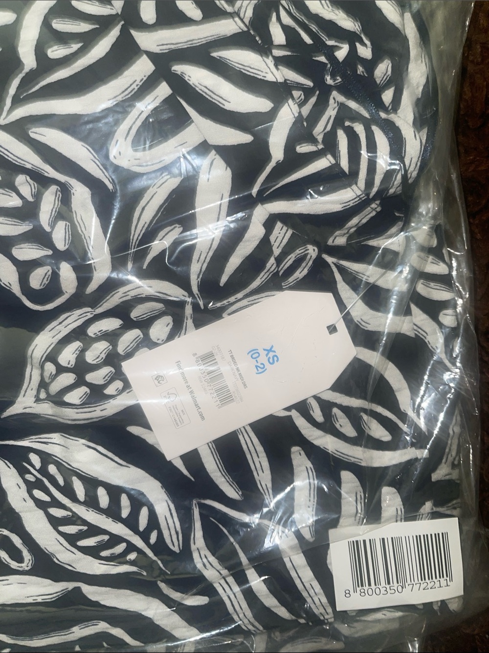 Time and Tru Navy and White Leaf-Print Halter Midi Dress - Picture 5 of 5